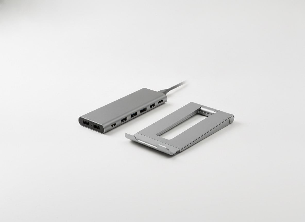 Adaptateur multiport et support d'ordinateur en aluminium